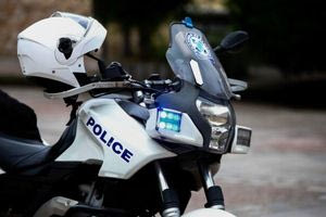 Ηράκλειο: Δεν σταμάτησε στη ληστεία του ζαχαροπλαστείου – Λεία 400 ευρώ με την απειλή μαχαιριού