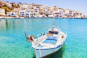 «Τουρισμός για όλους 2025»: Αρχίζουν οι αιτήσεις με αυξημένα ποσά ενίσχυσης