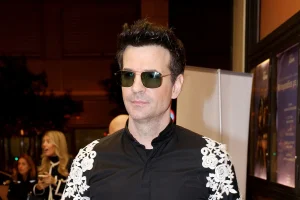 Νίνο Ξυπολητάς: Βαρύ πένθος για τον τραγουδιστή