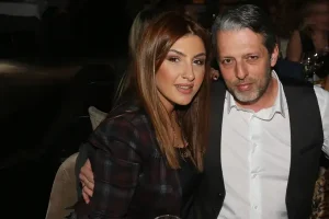 Φήμες για κρίση στον γάμο της Έλενας Παπαρίζου και του Ανδρέα Καψάλη