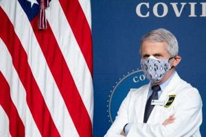 Η εμπλοκή των λοιμωξιολόγων στην πανδημία του κορονοϊού