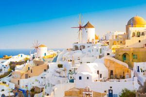 Πώς τα Ρίχτερ επηρεάζουν την καλοκαιρινή σεζόν στη Σαντορίνη