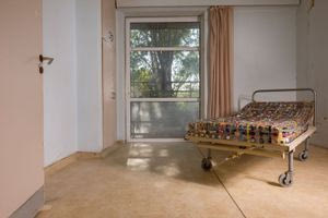 Έγκλημα στο ψυχιατρικό νοσοκομείο στο Δαφνί – Τρόφιμος σκότωσε με γυαλί μια ασθενή