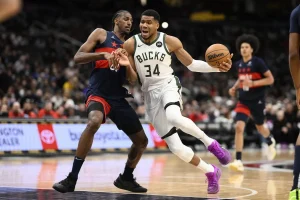 Μπακς – Πέισερς 109-123: Βαριά εντός έδρας ήττα για τα «Ελάφια» που είναι ξανά με την πλάτη στον τοίχο