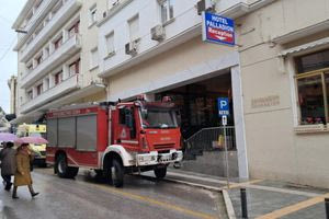 Ιωάννινα: 45χρονη έπεσε από τον φωταγωγό ξενοδοχείου για να γλιτώσει από τις απειλές του άνδρα της