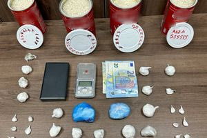 Απολογείται ο «αρχηγός» του κυκλώματος διακίνησης ναρκωτικών – Κινούσε τα νήματα από την Αθήνα