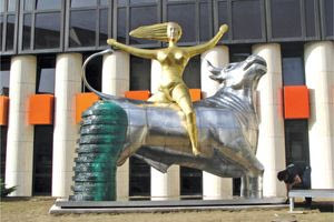 Ευρώπη: «Το μαύρο σύννεφο φέρνει τον ήλιο μακριά»