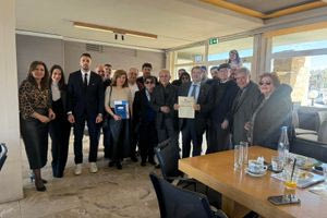 Εκοψε την πίτα του ο Σύλλογος Μετόχων των Μινωικών Γραμμών