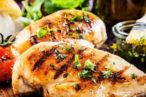 Μπούτι ή στήθος κοτόπουλο; Ποιο είναι το πιο υγιεινό