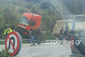 Τροχαίο στον ΒΟΑΚ – Νταλίκα «δίπλωσε» στην εθνική