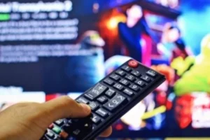 Για πρώτη φορά επιβολή προστίμου στους χρήστες πειρατικού οπτικοακουστικού περιεχομένου!