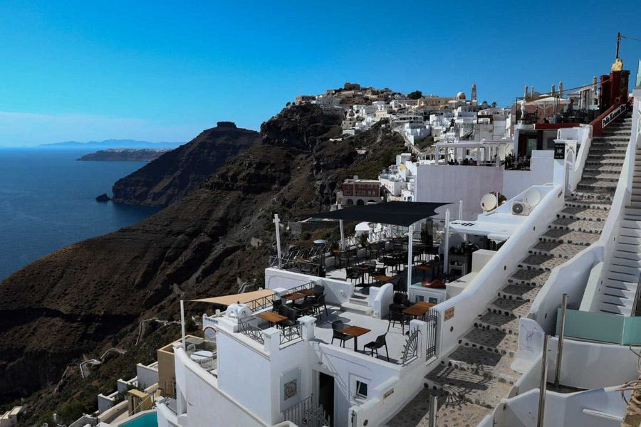 Σαντορίνη: Οι κάτοικοι υποφέρουν από το σύνδρομο της μετασεισμικής ζάλης – Τα συμπτώματα