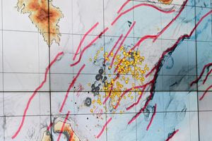 Σεισμοί Σαντορίνη: Τα τρία σενάρια για τη σεισμική ακολουθία – Τα δεδομένα για το Κολούμπο