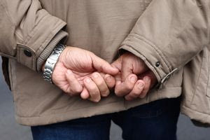 Καταιγίδα συνταξιοδοτήσεων: Νέο ρεκόρ αιτήσεων και πιέσεις στο σύστημα