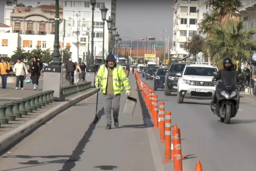 Θεσσαλονίκη: Τέλος ο ποδηλατόδρομος στη λεωφόρο Νίκης