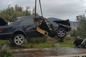 Πώς έγινε το τροχαίο με τον νεκρό 15χρονο στη Φυλή – Κάτοικος έσωσε την κοπέλα που έχασε το πόδι της