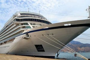 Αντί για την Καλντέρα, δένει στην Κρήτη το πρώτο κρουαζιερόπλοιο