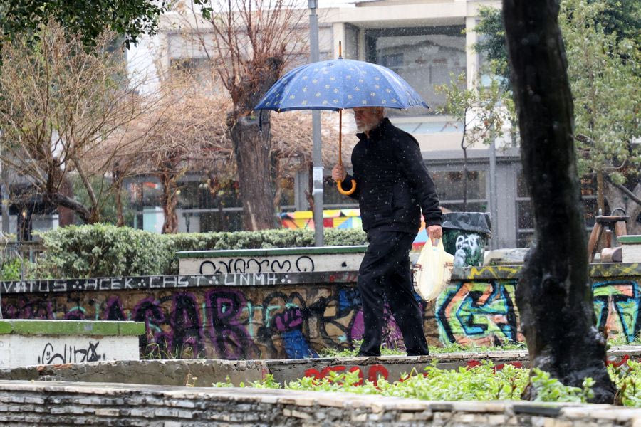 Πρωτομαγιά με βροχές στην Κρήτη – Έκτακτο δελτίο από την ΕΜΥ