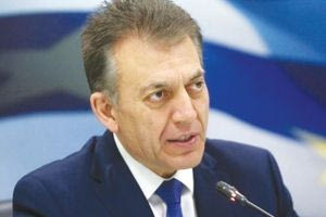 Βρούτσης: «Η επανάληψη τέτοιων φαινομένων-ανεξαρτήτως υπαιτιότητας-θα οδηγήσει σε άμεση διακοπή του πρωταθλήματος»