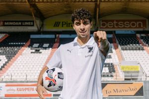 Ζανελάτο: «Θα δίνω το 100% για να υπερασπίζομαι αυτή την φανέλα» (vid)