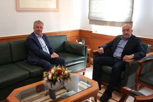 Συνάντηση Περιφερειάρχη Κρήτης με τον Δήμαρχο Σφακίων