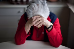 «Αγωνιώ, για την αδελφή μου»-Είναι χειρουργημένη  και δεν έχει κανένα να την φροντίσει