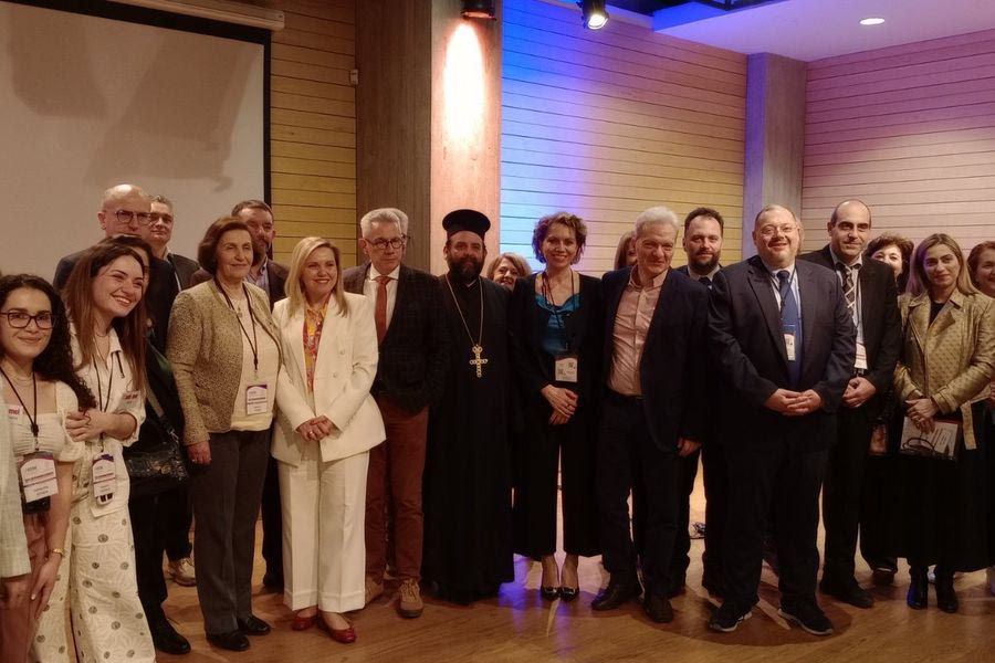 Αλέξης Καλοκαιρινός: «Κοινωνικά αισθήματα υπάρχουν επειδή υπάρχουν κοινωνίες» (video)