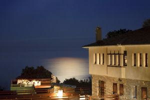 Ξενοδοχεία: «Τσίμπησαν» οι τιμές το 2024 – Πόσο κόστισε η διανυκτέρευση