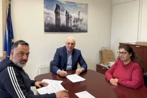 Υπογραφή σύμβασης για την αποκατάσταση του κτιρίου του Κοινωνικού Ξενώνα