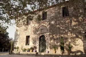 Η Παναγία του Κολοκοτρώνη: Το άγνωστο περίκλειστο εκκλησάκι – τάμα του Γέρου του Μοριά