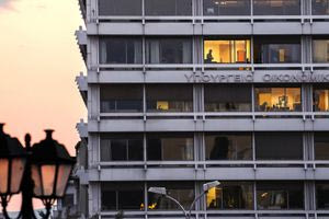 Αναστέλλονται οι ποινικές διώξεις για πολίτες με ρυθμισμένες οφειλές προς το Δημόσιο