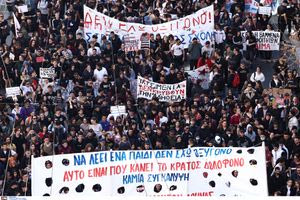 Χιλιάδες κόσμου στα νέα συλλαλητήρια για τα Τέμπη – φωτογραφίες