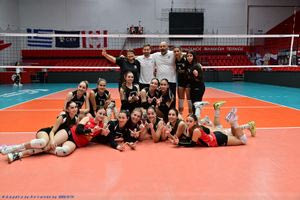 Βόλεϊ: Εγραψαν ιστορία οι νεάνιδες του ΟΦΗ – Προκρίθηκαν στο Final 4 του Πανελληνίου