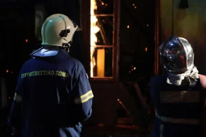 Εξερράγη φιάλη υγραερίου σε εστιατόριο στο Χαλάνδρι – Δύο τραυματίες