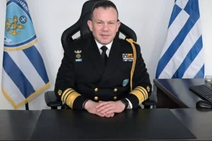 Νέος αρχηγός του Λιμενικού Σώματος ο αντιναύαρχος Τρύφων Κοντιζάς –  αποστρατεύθηκε ο Γεώργιος Αλεξανδράκης