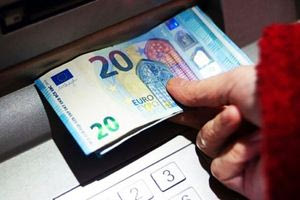 Επίδομα 250 ευρώ: Πότε πληρώνεται, ποιοι εξαιρούνται και ποιοι θα το πάρουν