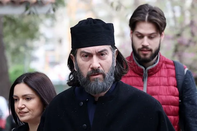 Πατέρας Αντώνιος: Αναβλήθηκε η δίκη για τα κακουργήματα