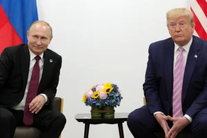 Αμερικανορωσικό πόκερ για τη συμφωνία εκεχειρίας με φόντο αιματηρές επιθέσεις στην Ουκρανία