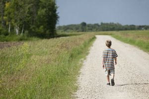 Χανιά : Επτάχρονο παιδί περιφερόταν μόνο του στους δρόμους – Συνέλαβαν τον πατέρα