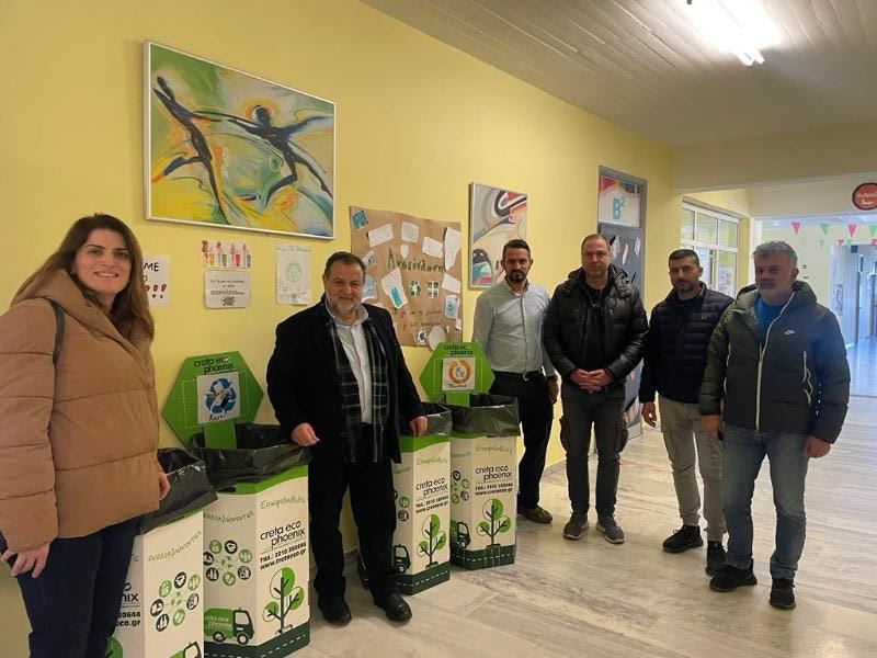 «Επωφεληθείτε Ανακυκλώνοντας»: Τα σχολεία του Δήμου Μινώα Πεδιάδας πρωτοστατούν στην ανακύκλωση