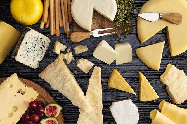 ΕΦΕΤ: Ανακαλούνται τυριά cheddar λόγω λιστέριας