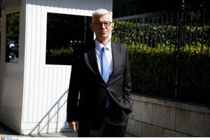 Υφυπουργός για 33 ώρες: Οι καταγγελίες για την «Απόλλων» και οι εμπρηστικές αναρτήσεις για τα Τέμπη