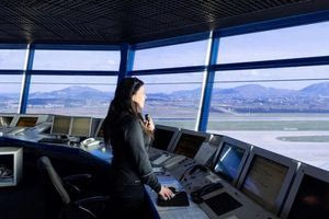 Ελεγκτές Εναέριας Κυκλοφορίας: Τι απαντάει το Υπουργείο Εσωτερικών για το κριτήριο εντοπιότητας