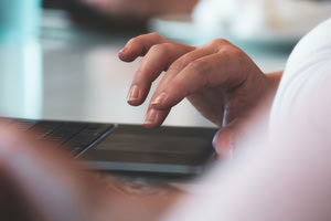 Επίδομα αδείας: Ποιοι θα το λάβουν αυξημένο φέτος