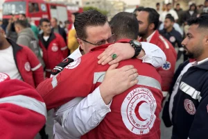 Διασώστες σκοτώθηκαν στη Γάζα – Ο Ερυθρός Σταυρός εξοργισμένος με το Ισραήλ