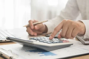 Το καλοκαίρι οι αποφάσεις για τις φοροελαφρύνσεις – Τα βασικά σενάρια που είναι στο τραπέζι