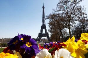 Η Γαλλία προετοιμάζεται για κάθε «απειλή» με εγχειρίδιο και κιτ επιβίωσης