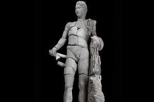 Τουρκία: Στο «φως» άγαλμα του Ερμή ύψους 1,65 μέτρων από την ρωμαϊκή περίοδο (βίντεο)