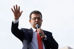 Νέα ανάρτηση Ιμάμογλου: Ποτέ μη χάνετε την ελπίδα, το έθνος θα κερδίσει – Ευχαριστώ Κωνσταντινούπολη