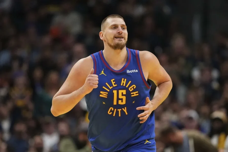 NBA: Ιστορική εμφάνιση του Γιόκιτς με 31 πόντους, 21 ριμπάουντ και 22 ασίστ (vid)
